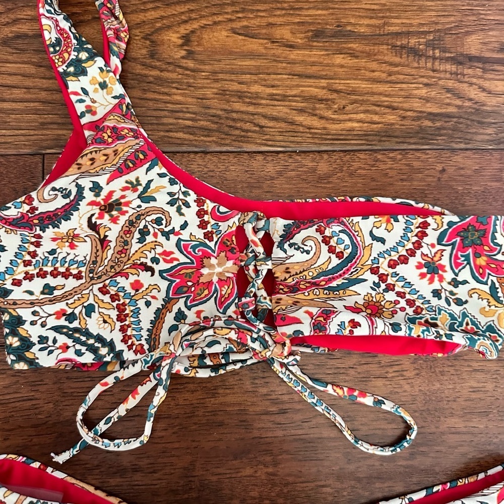 Zaful Red Paisley One Shoulder Bikini Size Small - Picture 4 of 6